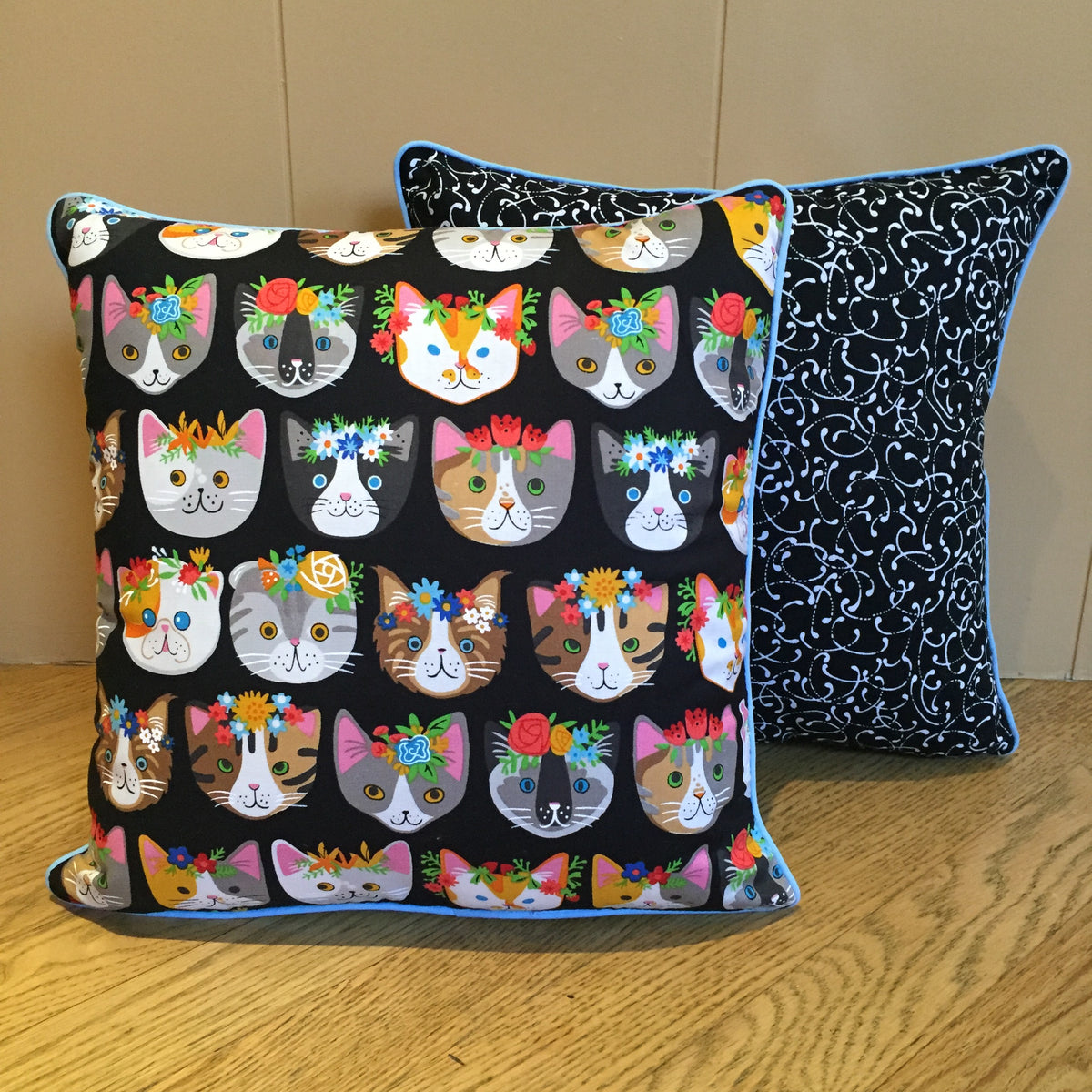 DECORATIVE & NOVELTY ACCENT PILLOWS Oh So Soho